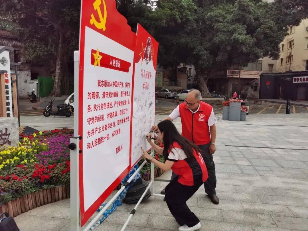 小红帽的冒险之旅